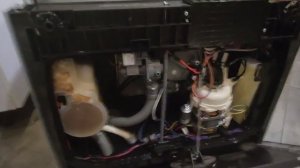 Посудомойка кертинг ошибка e4