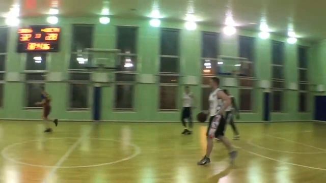 1/4 финала весеннего кубка ПРО. Игра 1-я. Рио Приозерск 54:59 Сани Диего. 28.04.2017г. смотреть онлайн