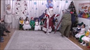 ТЕТУШКА НЕПОГОДУШКА И СОСУЛЬКА ЗАВИДУЛЬКА НА УТРЕННИКЕ