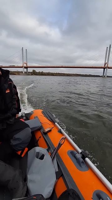 Щука на 4кг на спиннинг!#рыбалка #кайф #река #щука смотреть онлайн