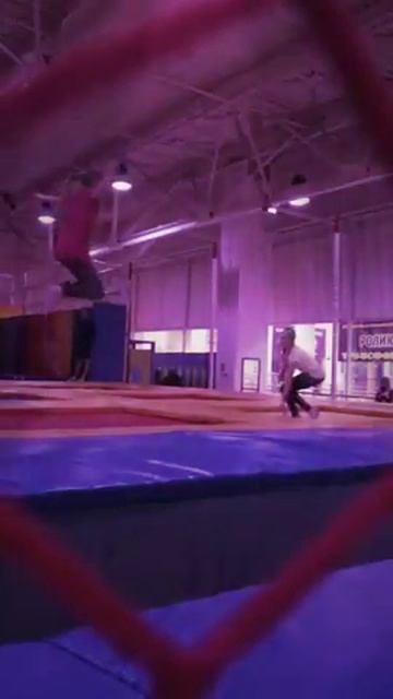 Батутный центр «Облака» (1)