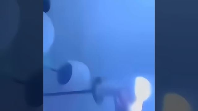 Акумуляторна лампа з цоколем Е27, якасвітить без підза?