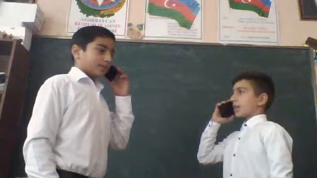 Азербайджанские школьники говорят на русском языке. Эльмаддин и Эльданиз. смотреть онлайн
