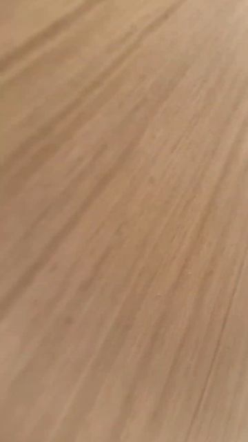 Тонкие, изысканные текстуры дерева придают помещению смотреть онлайн