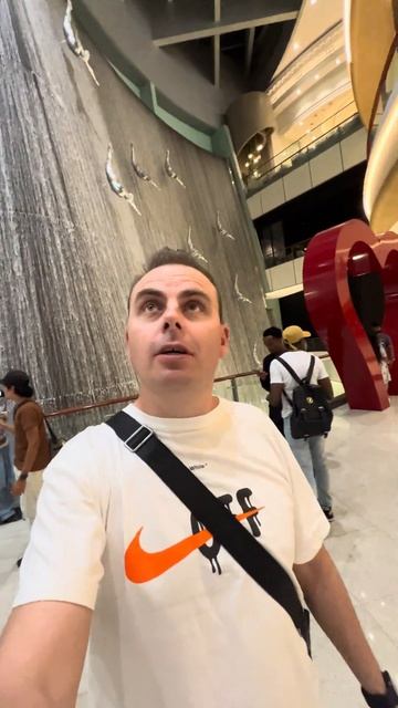 Бурдж-Халифа - Дубай Молл - ОАЭ 🇦🇪 #burdjkhalifa #dubaimall #dubaiaqua смотреть онлайн