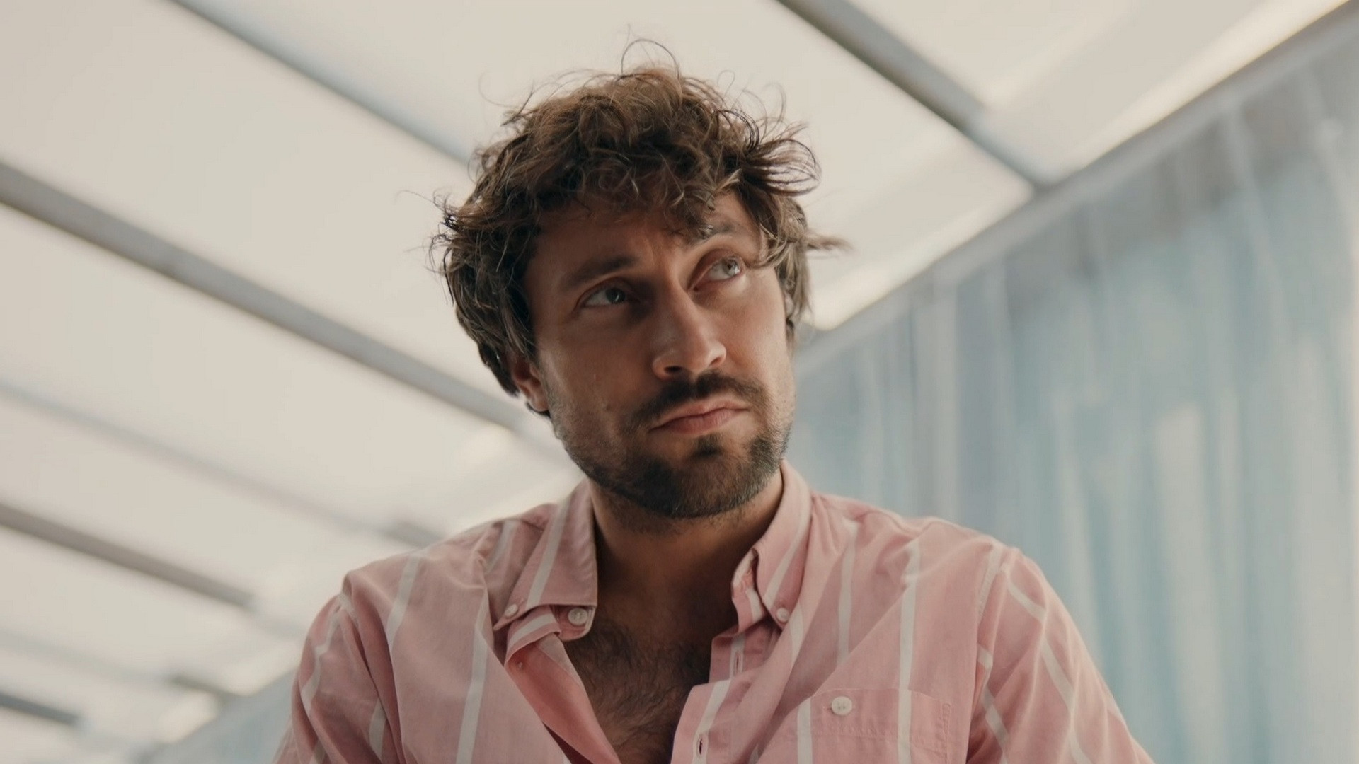 На страже пляжа, 1 сезон, 3 серия смотреть онлайн