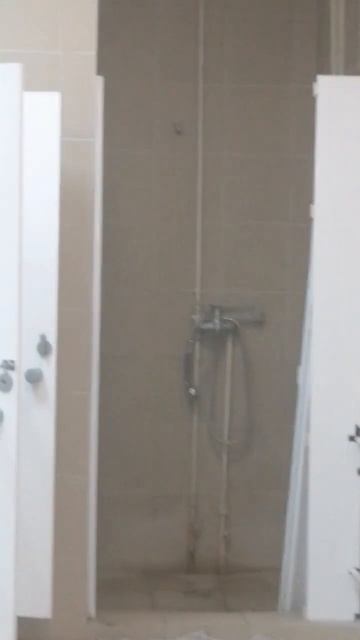 здесь даже душ есть🤐🤐🙊🙊 смотреть онлайн