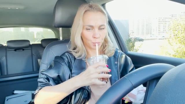 ПРАНКУЮ МАМУ В МАШИНЕ 24 ЧАСА/EVA mash смотреть онлайн