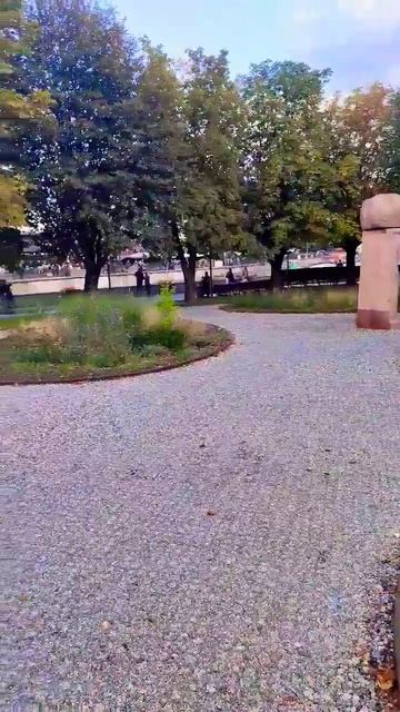 Про газон... Про Калининград.. где-то в рыбной деревне смотреть онлайн