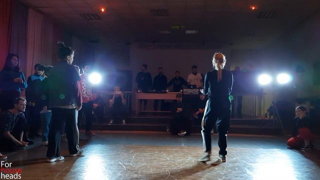 For House Heads: House dance 1/2 Тамара vs Йогурт смотреть онлайн