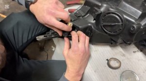 Заміна лампочок ходового світла на білій Opel Insignia