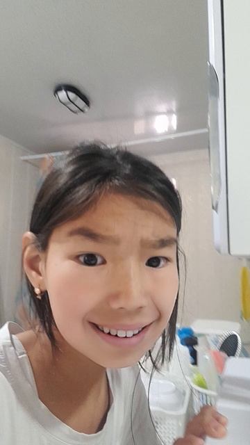 В зеркале явно есть монстр #anime #animation смотреть онлайн