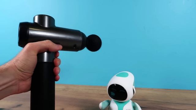 Как довести робота Eilik до истерики!