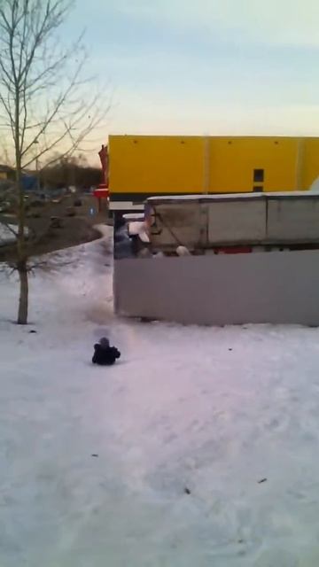 Я катился с горки и врезался в забор смотреть онлайн