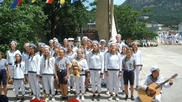 "Хрустальный" на песенном этапе в соревнованиях 6 смены 2019 года смотреть онлайн