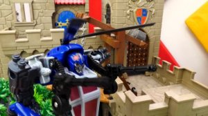 Видео игры стрелялки с Трансформерами – Спасаем с Бамблби машинки Монкарт! – Бластеры Нерф.