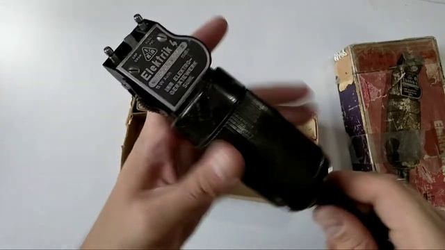 Машинка для стрижки _ELEKTRIK-4_, (Германия) 1946-1950 годов. смотреть онлайн