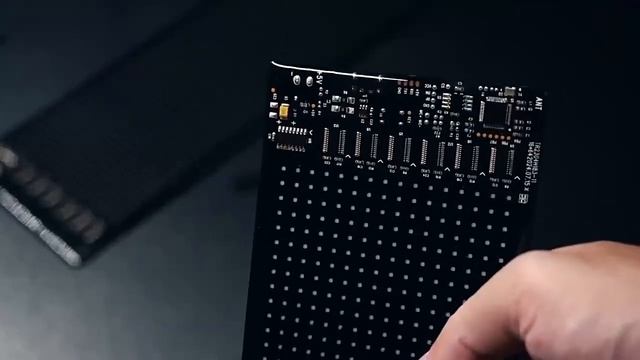 Глаза на Ваше авто. Гибкая LED панель управляется через смотреть онлайн