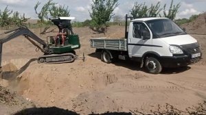 Копаю пруд мини экскаватором