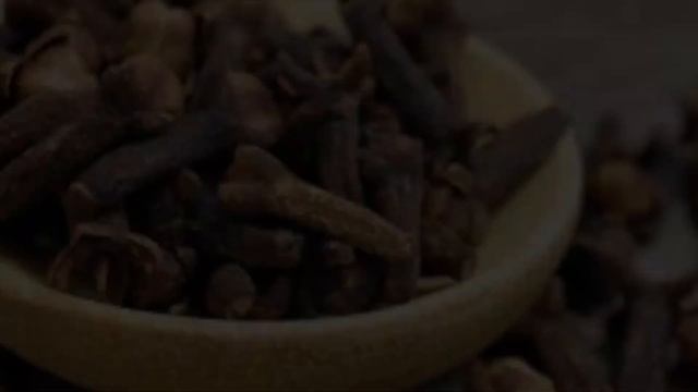 ВОТ ЭТО ДА! ЗАЧЕМ ЖЕВАТЬ ГВОЗДИКУ? ОТВЕТ ВАС ПОРАЗИТ смотреть онлайн