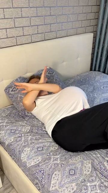 Позы для сна у беременных смотреть онлайн