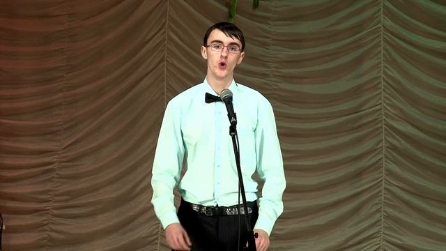 Кирилл Войнолович студент Кировского авиационного техникума, «Пора в путь дорогу»