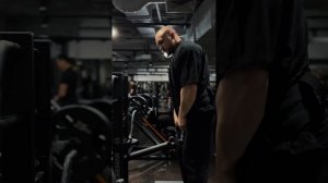 Приседания с поясом (Колодец)