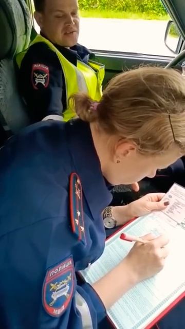 Влепили огромный штраф, из-за вынужденной остановки — смотреть онлайн