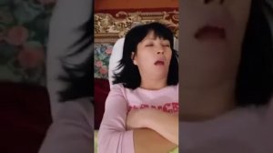 Прикол. Девушка храпит как трактор