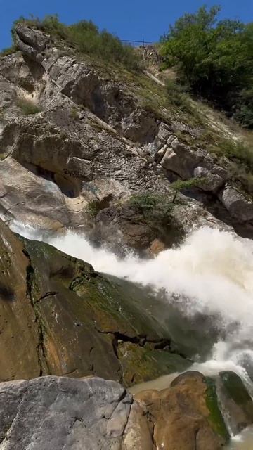 р. Дагестан Табасаранский район Хучнинский водопад смотреть онлайн