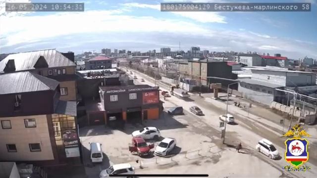 В Якутске в здании службы доставки еды из травматичес? смотреть онлайн