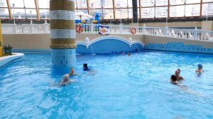 Новые игры — В Аквапарке пошёл СНЕГ! Сказочный Патруль и Акватим в видео шоу