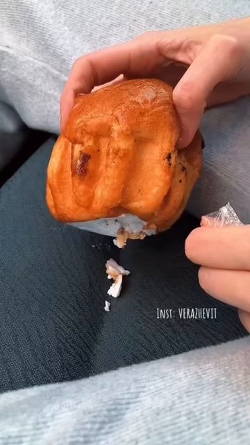 КОГДА ЖЕНА ЕСТ В МАШИНЕ смотреть онлайн
