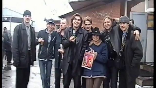 группа "Капитан Дик" проезжала мимо Болотного + рок репетиция (08.04.2005) смотреть онлайн