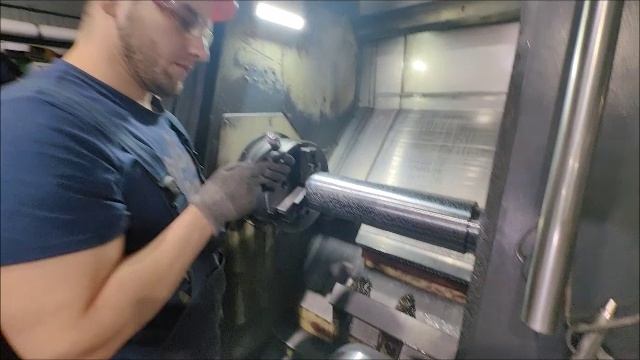 Заглянул в гости на завод «Промдеталь» в Нижнем Тагиле смотреть онлайн