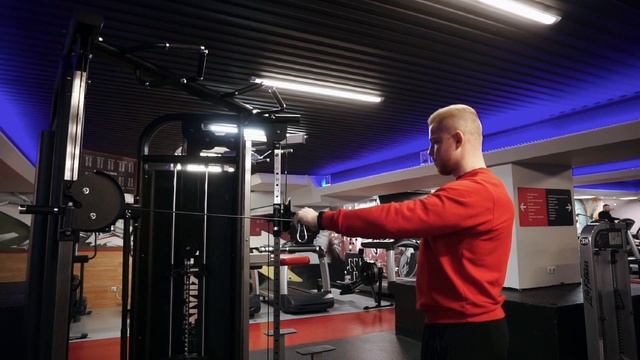 Угловой кроссовер смотреть онлайн