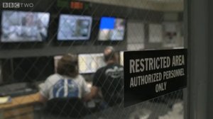 Падение в вакууме