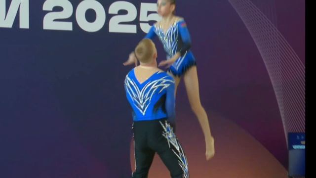 Спортивная Акробатика смотреть онлайн