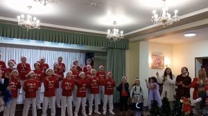 "Новогодняя считалочка", хор "Елим ай"