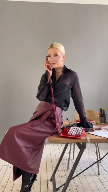 🌟 Шьем в стиле Office Core вместе с #журналвселекала смотреть онлайн