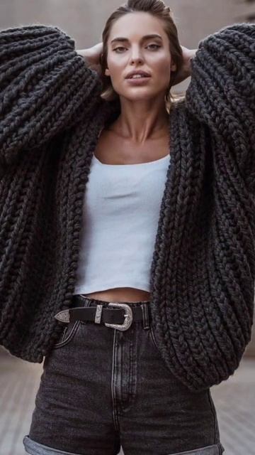 Кардиганы спицами. Тренды на 2022-2023 смотреть онлайн