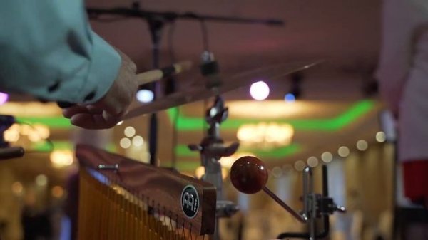 Мы кавер-группа Veranda