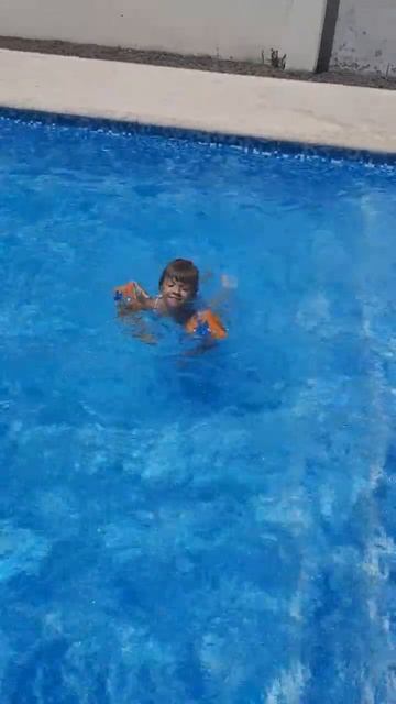 #argentina #лето #бассейн #отдых #для всех #купание #shorts смотреть онлайн