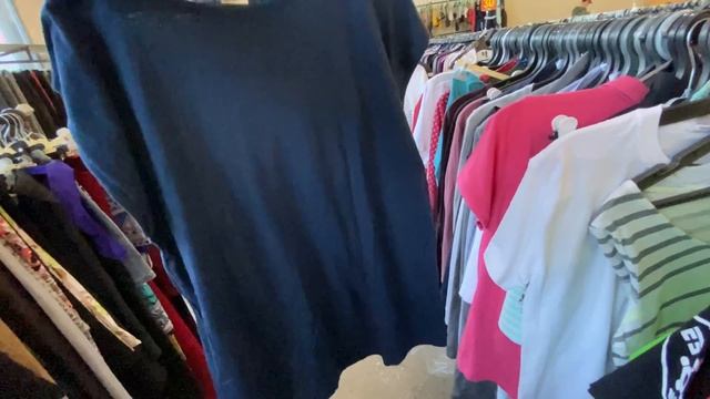 ОГРОМНЫЙ АНГАР - СЕКОНД ХЕНД 2020 ШОППИНГ ВЛОГ. ОТКРЫТИЕ ПОСЛЕ КАРАНТИНА. смотреть онлайн