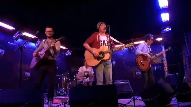 Первый фестиваль Живые