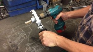 Шуруповёрт с редуктором для ледобура