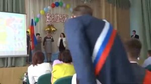 Подарок от родителей выпускников на песню знак Водоле