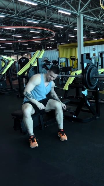 Скидка на программу тренировок: tg @gerasii #gym #спорт #fitness #g смотреть онлайн