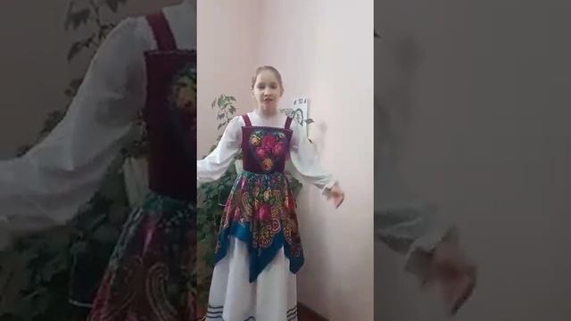 Зубова Полина - Комарики-комарочки мои (русская народная песня) смотреть онлайн