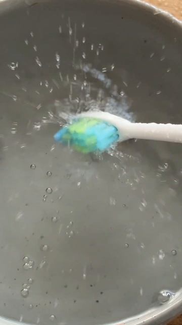 Электрическая щетка HAROOKO ультразвуковая AM1 смотреть онлайн